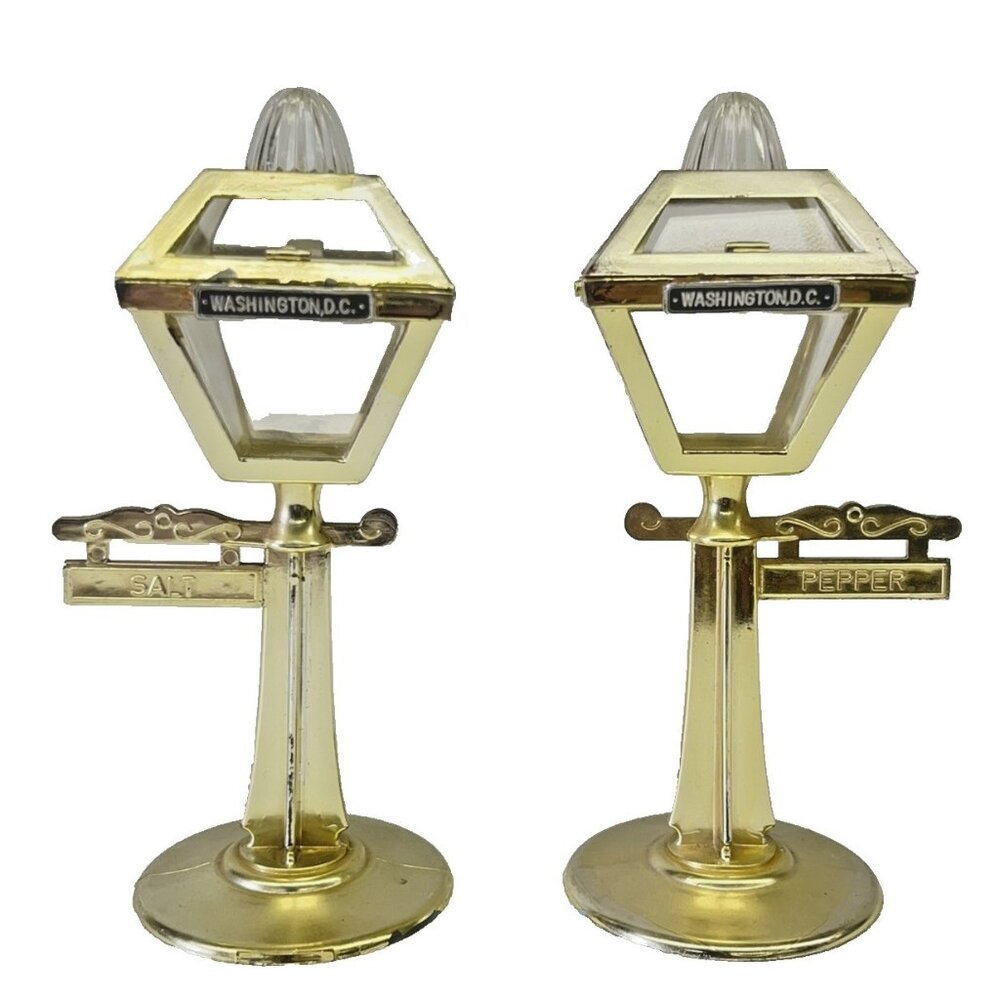 RARE ANTIQUE 1940s50s60s Washington, DC Streetlights Salt And Pepper Shaker Set